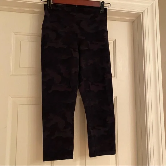 RARE Lululemon Wunder Under Crop Camo Leggings Roll Down Size 4 - Picture 2 of 11
